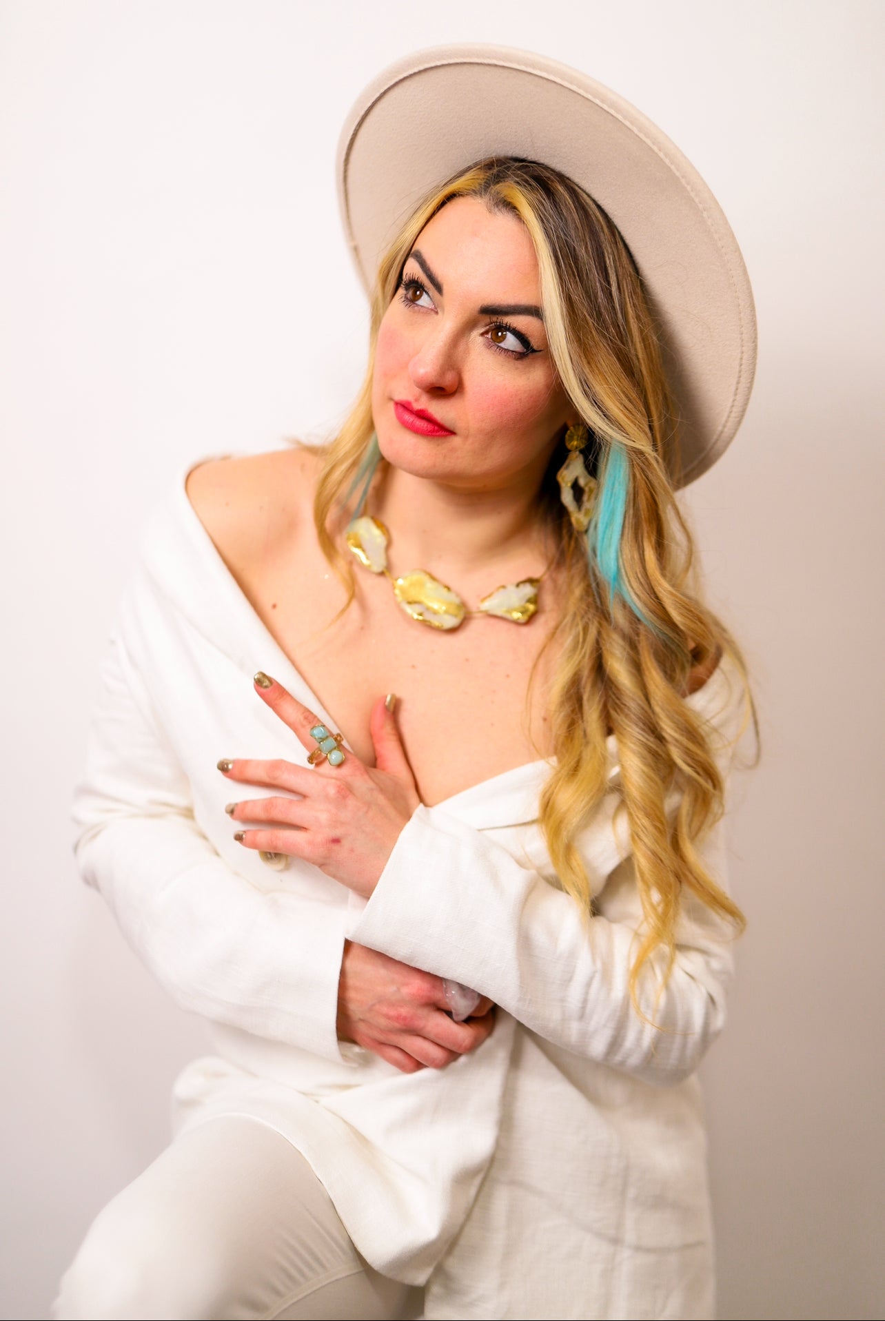 πΏππππ π΄π’πππ